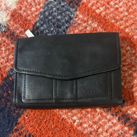 Fossil Black Leather Wallet - Picture 1 of 8